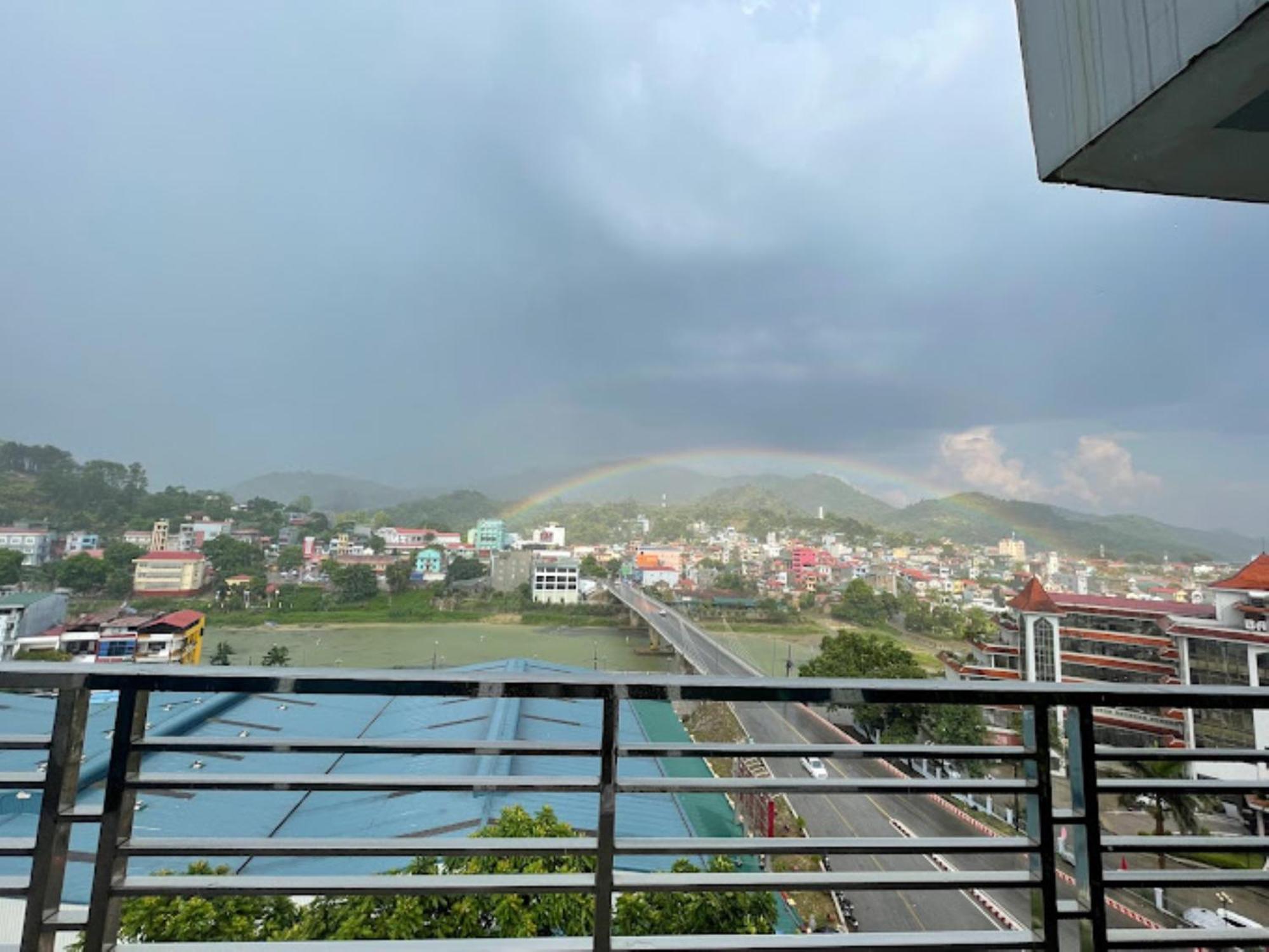 קאו באנג Hoa Viet Hotel מראה חיצוני תמונה